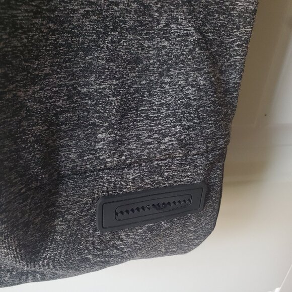 🧣🐕 Barkbox "The Essential Infinity Scarf" for Dog Walking - Picture 3 of 5